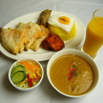 亞橋カレー - アバシ人気NO,1チーズナンプレート