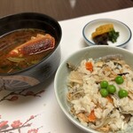 紅梅亭 - 伊吹島かやく御飯 イセエビ赤出汁八丁味噌仕立て