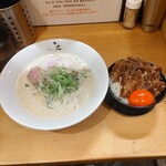 Ramen 辻 - 鶏白湯醤油ラーメンとパイカ丼