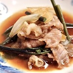 花いち - 牛肉と蕨と新玉葱の鋤焼