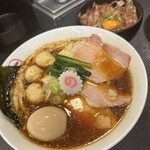 横浜中華そば 維新商店 - 