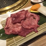 焼肉 徳寿 - 