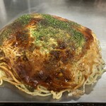 241447690 - お好み焼 そば（肉・玉子）￥830