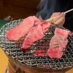 炭火焼肉 ひびの亭 - 