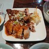 Yui Shun - メイン・揚げ鶏の特製ソースかけ