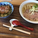 大衆食堂 中華そばとおコメの店 メシケン。 - 