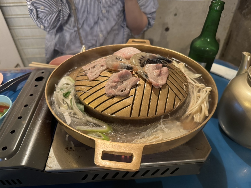 未使用品 真鍮製ムーカタ鍋 本場タイ製 本場ムーカタ鍋用タレをおまけ！ 新品未使用品 真鍮製ムーカタ鍋 (本場タイランド製) 新品未使用品 真鍮