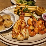 Sizzler - ロブスター、エビ、ホタテのメイン