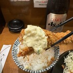 檍食堂 - 自家製タルタルソースも美味