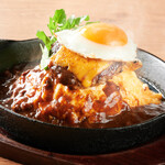 鉄板目玉焼きチーズハンバーグオム