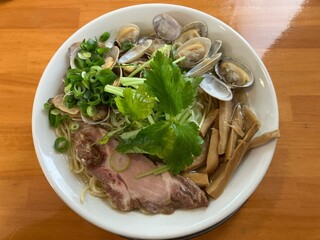 Menkyou Shouin - 【限定麺】｢アサリの塩ラーメン｣(大)