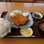 里の家 - あじフライ定食