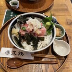 海鮮丼専門 五鉃 熱海店 - 
