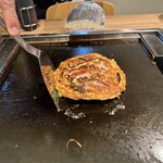 月島もんじゃ・お好み焼き てっぱん - 目の前で調理お好み焼き編