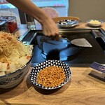 月島もんじゃ・お好み焼き てっぱん - 目に前で調理もんじゃ編