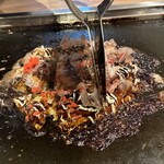月島もんじゃ・お好み焼き てっぱん - 目の前で調理お好み焼き編