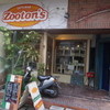 ズートンズ 久茂地店