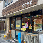 CRUZ BURGERS & CRAFT BEERS - 