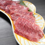 焼肉と薬膳 味ノ輪 - A5ランク山形雪降り和牛【うわミスジ】
