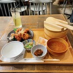 サロン ギンザサボウ - 【信玄鶏の唐揚げ定食】(¥1500)+【かりがね茶 山笑う】(¥650)