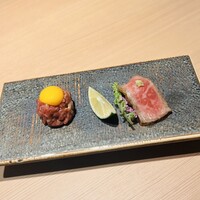 焼肉古今 - ユッケ、ウチモモのローストビーフ