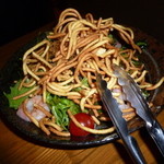 個室居酒屋 にっぽん市 - 「パリパリ！　揚げチャンポンサラダ (650円)」