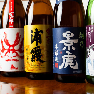 We have a wide selection of dry local sake and seasonal alcohol that go well with Seafood dishes. We also have a wide selection of shochu.