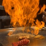 ステーキ 鉄板焼き Teppan&grill R - ファイヤ〜☆(≧∀≦*)ﾉ