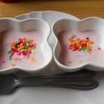 レストランカフェ ペンギン - （サービスデザート）ヨーグルト