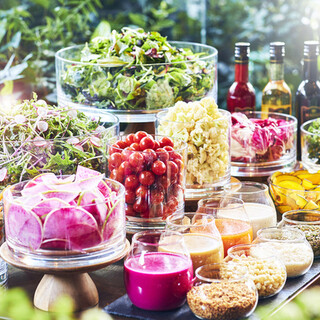 仅限平日午餐时间，以“美丽与健康”为主题的菜园沙拉吧
