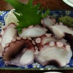 鶴亀 - たこのぶつぎり 450円(税込)(2024年2月16日撮影)