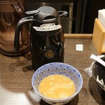 Rokurinsha - 六厘舎 上野店 ＠ atre 上野 保温ポットで用意される熱々のスープ割を残ったつけ汁に投入してつけ汁も完飲