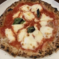 トラットリア イル レガーロ - 