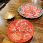 近江焼肉ホルモンすだく - 