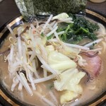 横濱家系ラーメン 勝鬨家 - 