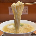 241511547 - 麺は細ストレート麺