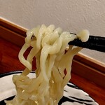 俺の中華たなか家 - 自家製麺太麺リフト⤴️ツルツル♬ピカピカ✨麺はそのまま食べても美味❤️