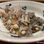 御料理 寺沢 - 毛蟹と早掘りの筍と槍烏賊と烏賊墨の炊き込みごはん