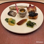 御料理 寺沢 - 稚鮎の南蛮漬､薑､鰯の咖喱煮､楤ノ芽の酢味噌､唐墨､山葵菜の御浸し､北寄貝の酒盗焼､海鞘の莫久来和え
