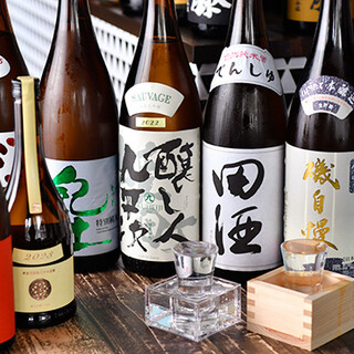 We have a wide selection of local sake and fruit sours from all over Japan! Please choose your favorite drink.