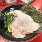 豚骨醤油ラーメン 王道家 - つけチャーシュー麺
