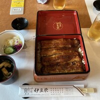 鰻割烹 伊豆栄 本店 - 