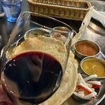 Indian Street Food & Bar GOND - 赤ワインも合うね