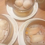 桃菜 - 自家製小籠包(3個)、金魚餃子(2個)& 海老蒸し餃子(2個)