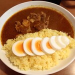 きんもち - チキンカレー850円＋ゆで卵70円