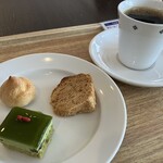 Kafe Ando Baikingu Shaga-Ru - 