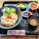 光る海 - ほたて丼