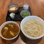 釜揚げうどん専門店もと - 肉汁カレー釜揚げうどん