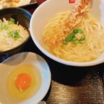 讃岐うどん 今雪 - ちくわ天かけうどんにたまごかけごはん