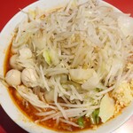 ラーメン二郎 - ラーメン半分＋ヤサイニンニク少し＋ＳＫうずら